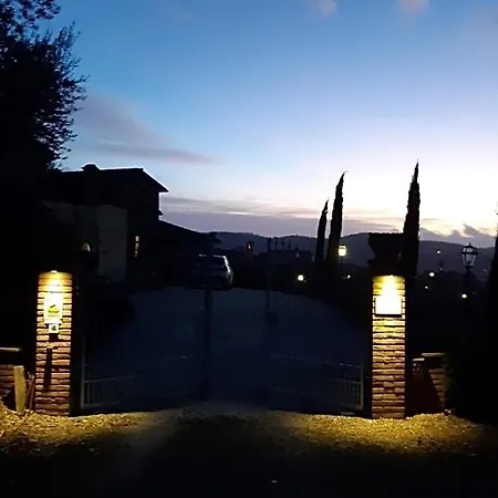 Piccolo Relais Galletto Di Marzo -dimora Per Due Con Privata Oda ve Kahvaltı Paciano