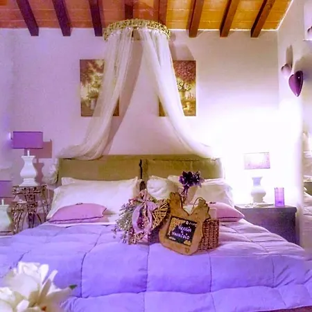 Oda ve Kahvaltı Piccolo Relais Galletto Di Marzo -dimora Per Due Con Privata Paciano