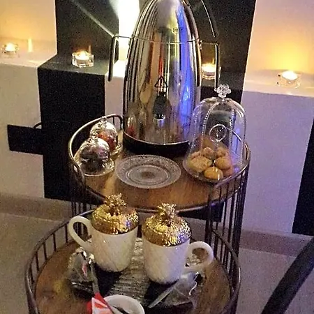 Oda ve Kahvaltı Piccolo Relais Galletto Di Marzo -dimora Per Due Con Privata 4*