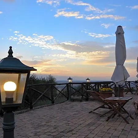 Piccolo Relais Galletto Di Marzo -dimora Per Due Con Privata